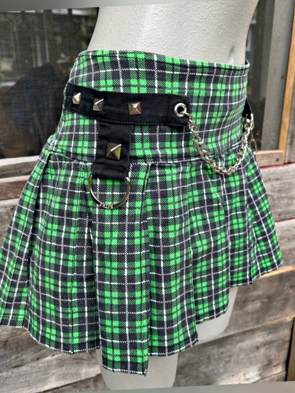 Vintage Y2K Tripp NYC Green Plaid Pleated Studded Chain Skull Punk Mini Skirt - Picture 2 of 8